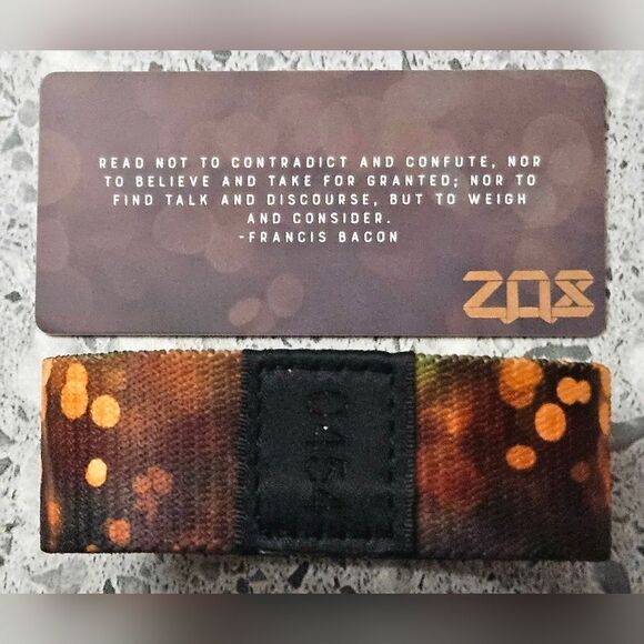 ZOX "EMBER EYES" #454 TRASH PANDA COLLECTIBLE RARE App Excl WRISTBAND - Picture 9 of 11